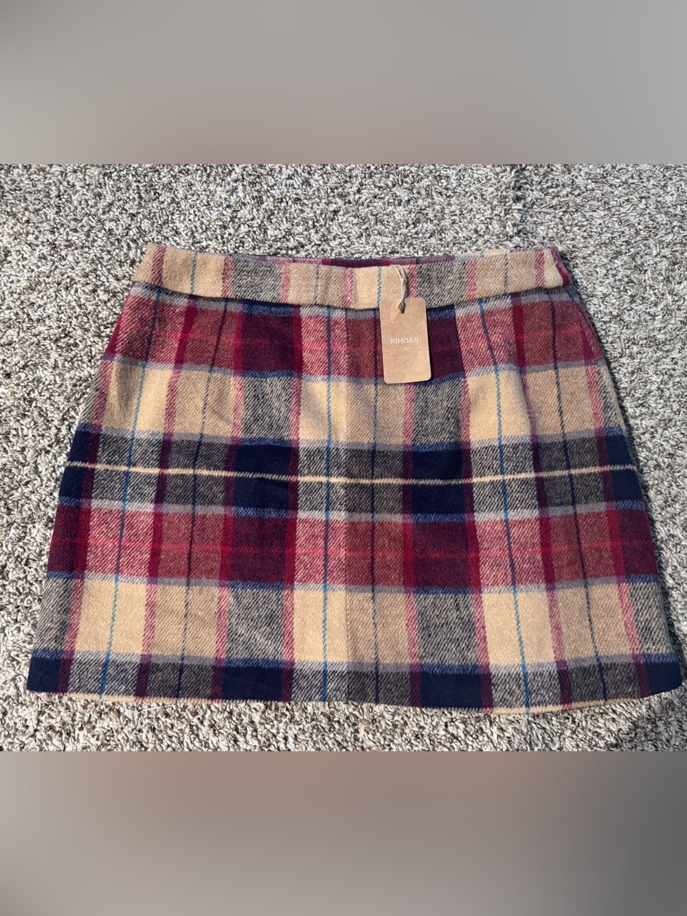 RIHOAS Plaid Mini Skirt in Burgundy, Tan & Navy